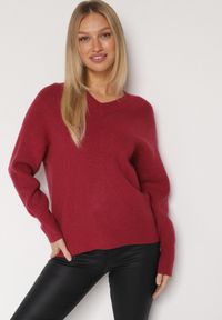 Born2be - Bordowy Sweter z Domieszką Kaszmiru z Dekoltem w Serek Feralaine. Okazja: na co dzień, na spotkanie biznesowe. Typ kołnierza: dekolt w serek. Kolor: czerwony. Materiał: kaszmir. Styl: biznesowy, klasyczny, casual, elegancki #4