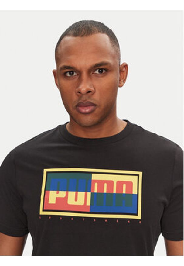 Puma T-Shirt Graphics Box 684827 Czarny Regular Fit. Kolor: czarny. Materiał: bawełna