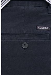 Marc O'Polo spodnie męskie kolor granatowy w fasonie chinos. Kolor: niebieski. Materiał: bawełna, włókno, tkanina