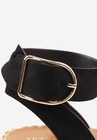 Born2be - Czarne Sandały z Ozdobą Klamrą i Jutową Platformą Riseth. Okazja: na co dzień. Zapięcie: klamry. Kolor: czarny. Wzór: aplikacja. Obcas: na platformie. Styl: casual, elegancki #9