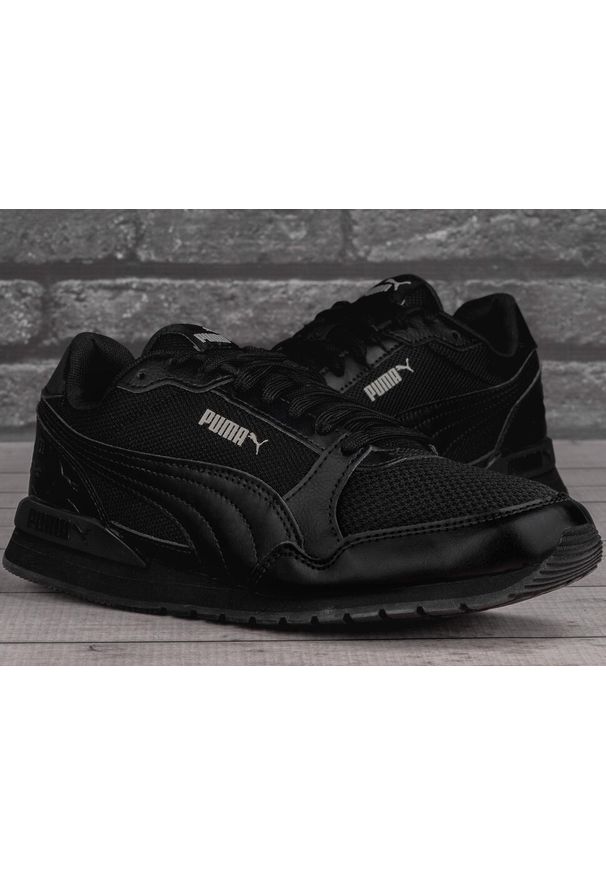 Buty męskie sportowe Puma ST RUNNER v3 SUPERLOGO. Kolor: czarny