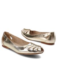 Złote Półbuty Armodo Stylowe Obuwie Damskie. Okazja: do pracy, na co dzień, na spotkanie biznesowe. Kolor: złoty. Materiał: skóra. Styl: elegancki #4