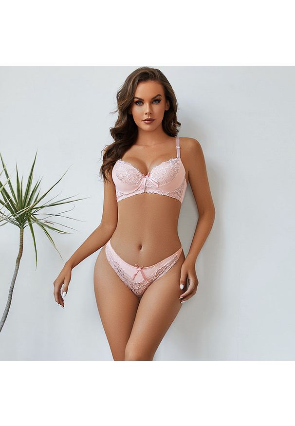 Intica - Komplet bielizny koronkowej na romantyczne wieczory Fanelie. Kolor: szary. Materiał: koronka. Wzór: koronka