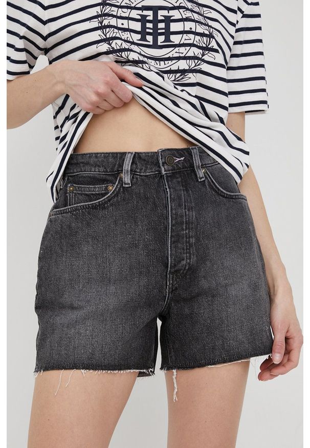 Scotch & Soda szorty jeansowe damskie kolor szary gładkie high waist. Okazja: na co dzień. Stan: podwyższony. Kolor: szary. Materiał: jeans. Wzór: gładki. Styl: casual