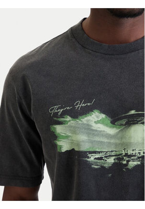 Hugo - HUGO T-Shirt Nextralio 50560090 Czarny Regular Fit. Kolor: czarny. Materiał: bawełna