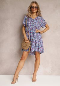 Renee - Niebieska Rozkloszowana Sukienka z Falbanką Passona. Kolor: niebieski. Materiał: tkanina, wiskoza. Wzór: kwiaty. Typ sukienki: rozkloszowane. Długość: mini #3