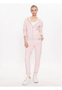 Guess Bluza O3YQ00 KBS91 Różowy Regular Fit. Kolor: różowy. Materiał: bawełna