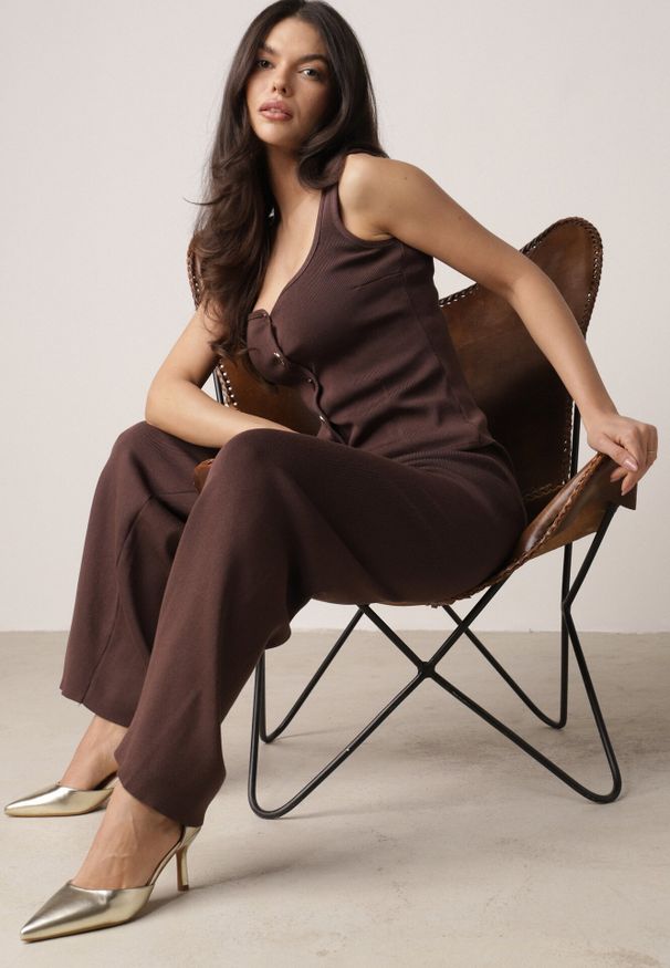 Born2be - Brązowy Dzianinowy Komplet z Wiskozą Spodnie i Bluzka na Ramiączkach Merissani. Kolor: brązowy. Materiał: dzianina, wiskoza