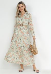 Born2be - Miętowa Rozkloszowana Sukienka Maxi z Kołnierzykiem i Plecionym Paskiem Celline. Kolor: miętowy. Wzór: nadruk, aplikacja, kwiaty. Typ sukienki: kopertowe. Długość: maxi #1