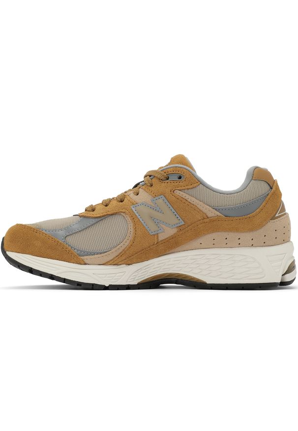 Buty unisex New Balance U2002RCE – pomarańczowe. Kolor: pomarańczowy. Materiał: zamsz, guma. Szerokość cholewki: normalna