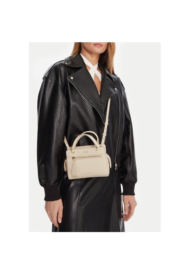 Torebka Armani Exchange. Kolor: beżowy