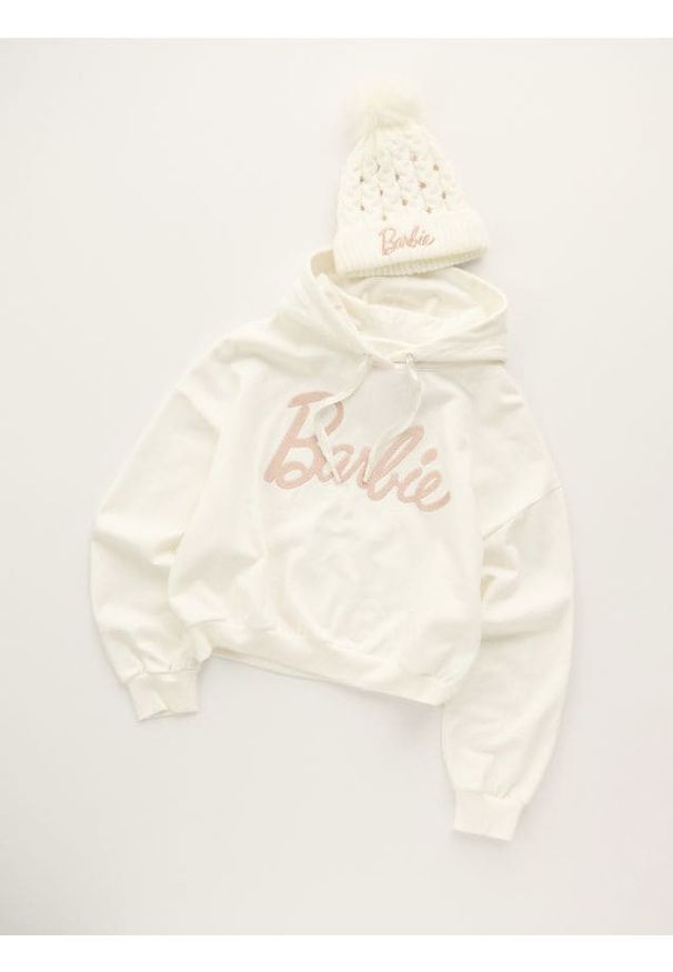 Sinsay - Bluza hoodie z napisem Barbie - kremowy. Kolor: kremowy. Wzór: napisy