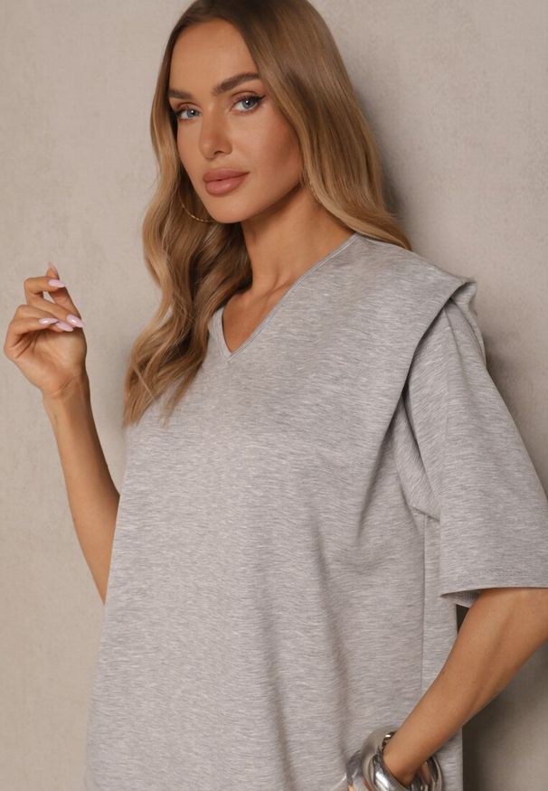 Renee - Szary Komplet z Wiskozą T-shirt z Dekoltem w Serek i Spodnie o Szerokim Kroju Zevline. Kolor: szary. Materiał: wiskoza