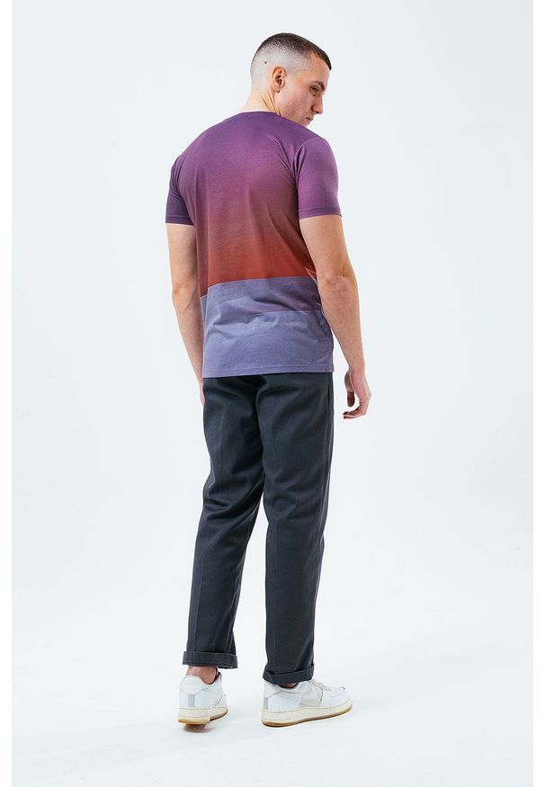 Hype T-shirt SAND FADE męski wzorzysty. Materiał: dzianina