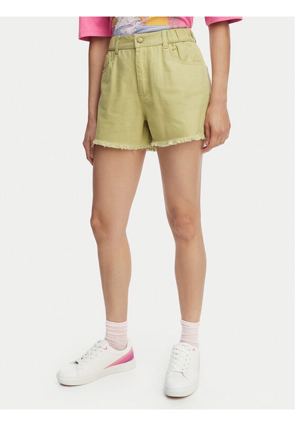 Billabong Szorty jeansowe Little Sister EBJDS00103 Zielony jasny Relaxed Fit. Kolor: zielony. Materiał: bawełna