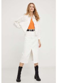 Answear Lab kurtka jeansowa bawełniana kolor biały przejściowa oversize. Kolor: biały. Materiał: bawełna, jeans. Styl: wakacyjny #5