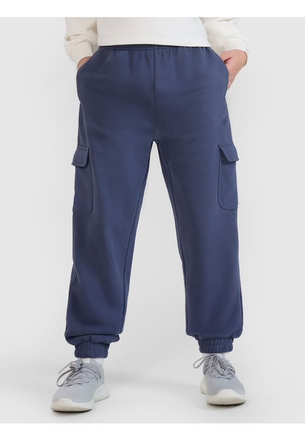 4f - 4F Spodnie dresowe joggery dziewczęce - szare 152 (11-12 lat). Okazja: na co dzień. Kolor: szary. Materiał: dresówka. Wzór: gładki, ze splotem. Sezon: lato. Styl: casual, sportowy