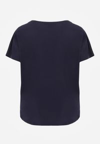 Born2be - Granatowy T-shirt Bawełniany Klasyczny o Fasonie Oversize z Dłuższym Tyłem Nemedora. Okazja: na co dzień. Kolor: niebieski. Materiał: bawełna. Długość: długie. Styl: klasyczny #2