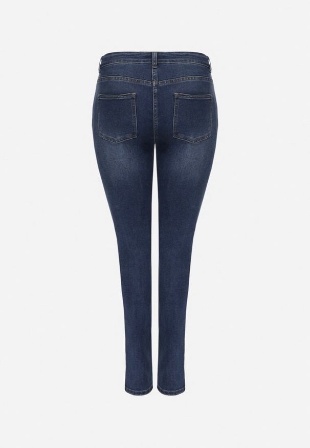Born2be - Granatowe Jeansy o Dopasowanym Fasonie Korali. Okazja: na co dzień. Kolor: niebieski. Styl: elegancki, casual, klasyczny