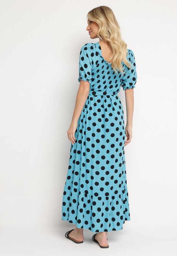 Born2be - Niebiesko-Czarna Sukienka z Bufiastymi Rękawami i Gumkami przy Dekolcie z Falbanką i Paskiem w Talii Tesree. Okazja: na co dzień. Typ kołnierza: dekolt kwadratowy. Kolor: niebieski. Materiał: materiał, bawełna. Styl: retro, casual