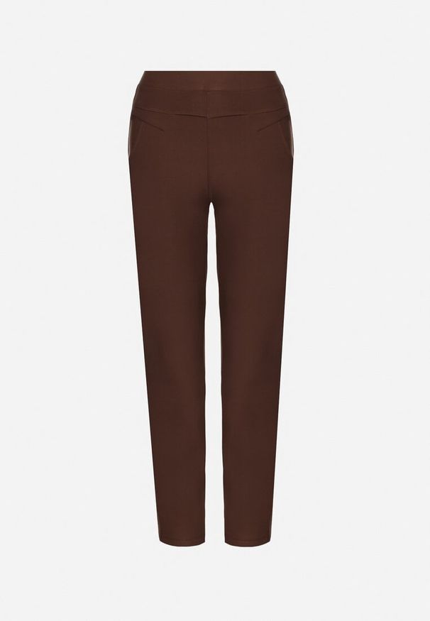 Born2be - Brązowe Spodnie o Dopasowanym Kroju z Gumką w Talii i Wysokim Stanem Selbia. Okazja: na co dzień. Stan: podwyższony. Kolor: brązowy. Styl: elegancki, casual