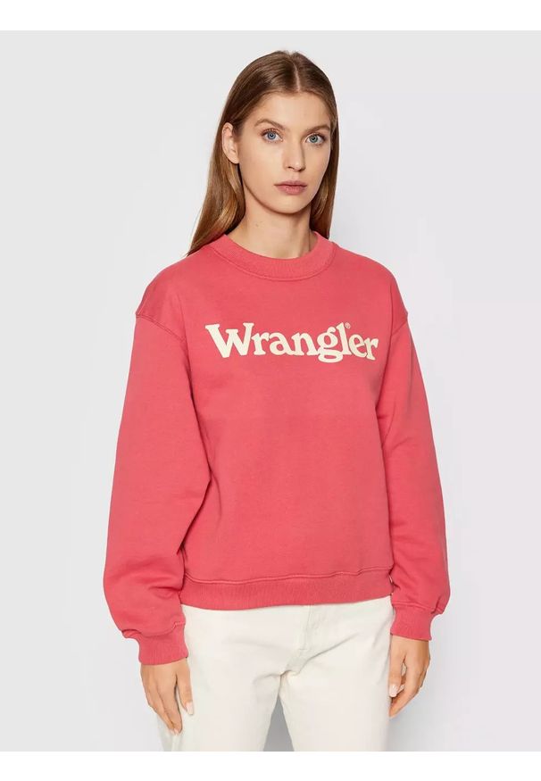 Wrangler - WRANGLER RETRO SWEAT DAMSKA BLUZA KLASYCZNA LOGO HOLLY BERRY W6N0HAXGH 112146216. Styl: klasyczny, retro