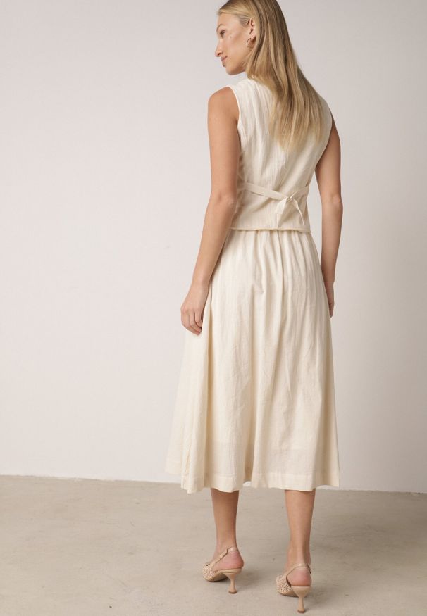 Born2be - Beżowy Bawełniany Komplet Rozkloszowana Spódnica i Kamizelka Moveina. Kolor: beżowy. Materiał: bawełna. Wzór: ażurowy