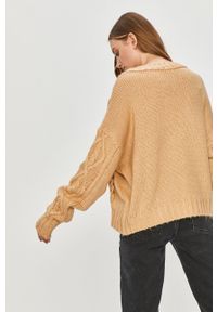 Answear Lab - Sweter z domieszką wełny. Okazja: na co dzień. Kolor: beżowy. Materiał: wełna. Długość rękawa: długi rękaw. Długość: długie. Wzór: ze splotem. Styl: wakacyjny #4