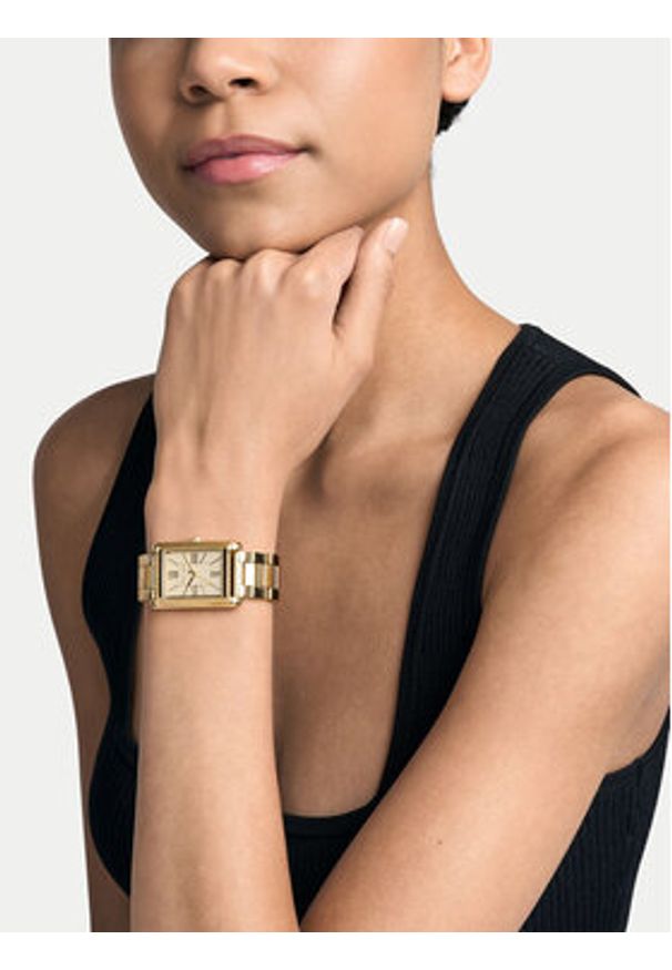 Michael Kors Zegarek Essex MK4904 Złoty. Kolor: złoty