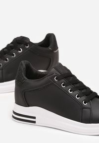Renee - Czarne Sneakersy na Koturnie z Wstawkami z Brokatem Matisi. Kolor: czarny. Obcas: na koturnie #3