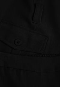 Born2be - Czarny Komplet Garniturowy z Bawełną Spodnie i Kamizelka z Paskiem z Klamrą Danacine. Kolor: czarny. Materiał: bawełna #4