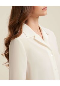 Luisa Spagnoli - LUISA SPAGNOLI - Biała koszula z jedwabiu Bond. Kolor: biały. Materiał: jedwab