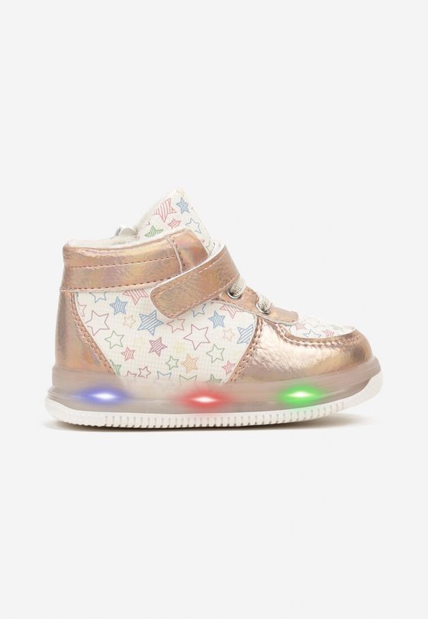 Born2be - Złote Płaskie Buty Sportowe Sneakersy ze Skórzaną Wkładką w Gwiazdki z Brokatem Jocelv. Okazja: na uczelnię, na co dzień. Kolor: złoty. Materiał: skóra. Wzór: aplikacja. Sezon: wiosna, jesień. Styl: sportowy