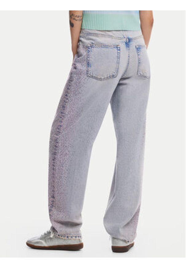 Desigual Jeansy Cara 24WWDD92 Niebieski Straight Fit. Kolor: niebieski