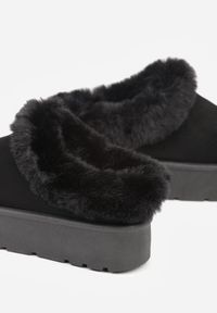 Born2be - Czarne Śniegowce na Grubej Podeszwie z Niską Cholewką i Futerkiem Sewone. Okazja: na co dzień. Wysokość cholewki: przed kostkę. Kolor: czarny. Materiał: futro. Szerokość cholewki: normalna. Styl: klasyczny, casual, elegancki #2
