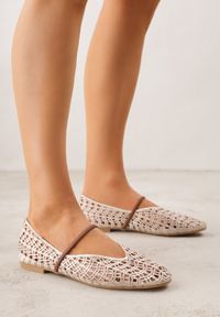Born2be - Jasnobeżowe Ażurowe Balerinki z Imitacji Plecionki z Paskiem Naeraea. Okazja: na co dzień. Zapięcie: pasek. Kolor: beżowy. Materiał: len. Wzór: ażurowy. Sezon: wiosna, lato. Styl: casual, klasyczny #1