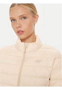 4f - 4F Kurtka zimowa 4FWAW24TDJAF467 Beżowy Slim Fit. Kolor: beżowy. Materiał: syntetyk. Sezon: zima #3