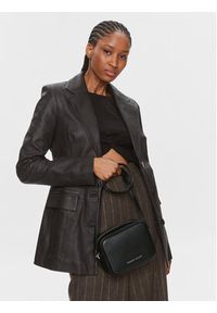 Tommy Jeans Torebka Tjw Ess Must Camera Bag AW0AW15828 Czarny. Kolor: czarny. Materiał: skórzane