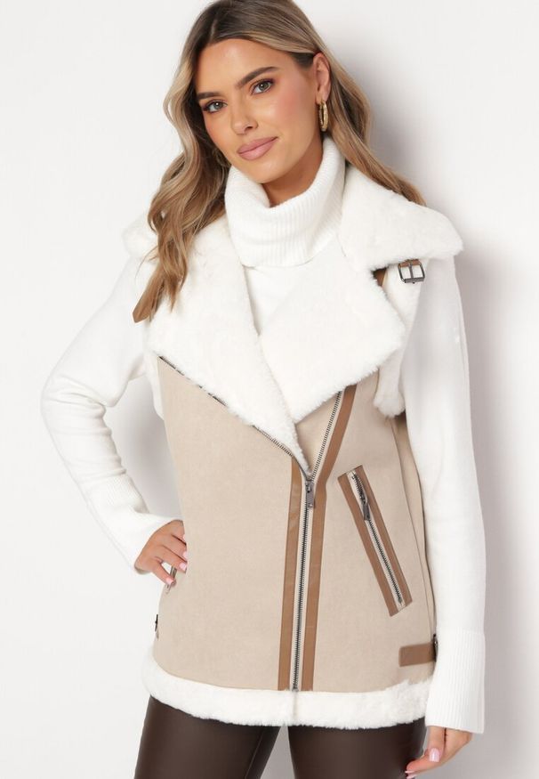 Born2be - Beżowa Kamizelka Bezrękawnik w Stylu Biker z Ekozamszu z Futerkiem Terone. Kolor: beżowy. Materiał: futro. Długość rękawa: bez rękawów. Wzór: aplikacja