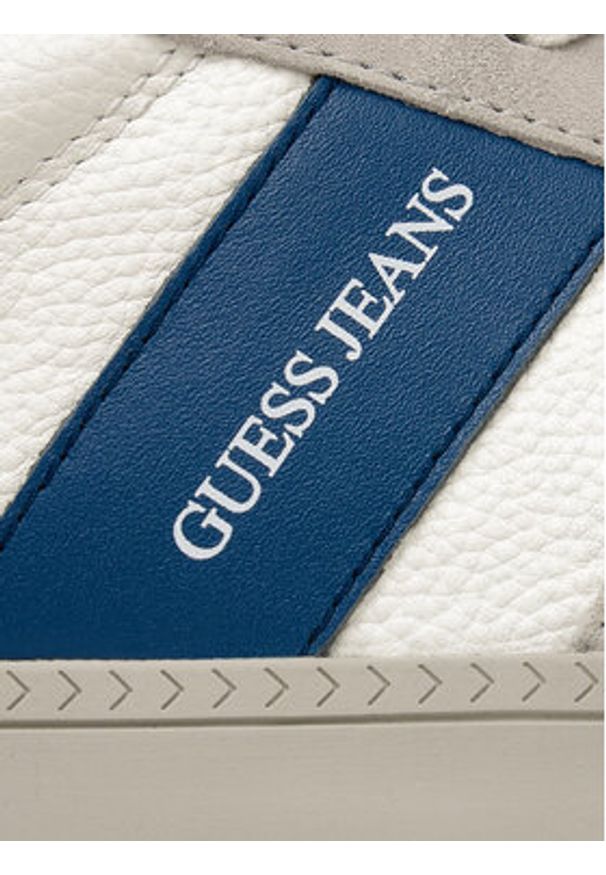 Guess Jeans Sneakersy EO-ORTEGO-01 126AM Biały. Kolor: szary. Materiał: skóra