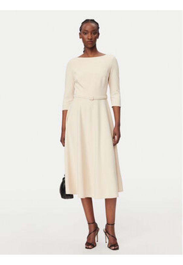 Rinascimento Sukienka koktajlowa CFC0127892003 Beżowy Regular Fit. Kolor: beżowy. Materiał: syntetyk. Styl: wizytowy