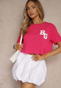 Renee - Fuksjowy Krótki T-shirt z Bawełny o Kroju Oversize Zarvela. Okazja: na co dzień. Kolor: różowy. Materiał: bawełna. Długość: krótkie. Wzór: aplikacja. Styl: sportowy, casual, elegancki #3