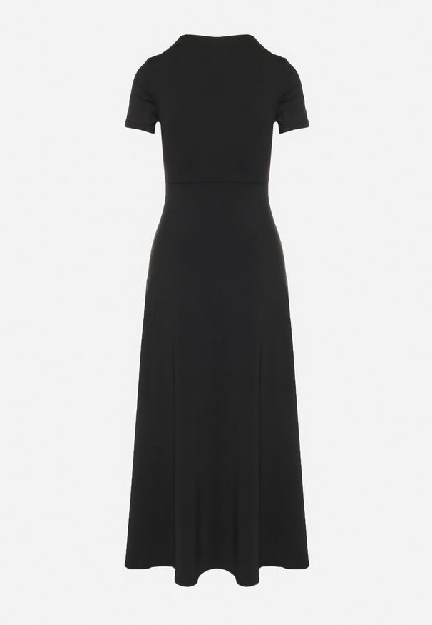 Born2be - Czarna Sukienka z Marszczeniami Taliowana z Dodatkiem Wiskozy Arelona. Okazja: na co dzień. Typ kołnierza: dekolt w kształcie V. Kolor: czarny. Materiał: wiskoza. Długość rękawa: krótki rękaw. Typ sukienki: proste. Styl: casual