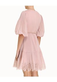 ZIMMERMANN - Różowa sukienka mini. Kolor: wielokolorowy, fioletowy, różowy. Materiał: koronka. Długość: mini #4