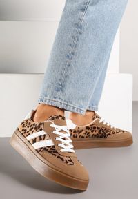 Renee - Panterkowe Sneakersy na Kauczukowej Podeszwie Ozdobione Paskami Nilimea. Okazja: na co dzień. Zapięcie: pasek. Materiał: kauczuk. Wzór: aplikacja #6