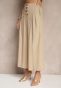 Renee - Ciemnobeżowe Spodnie Culottes High Waist z Bawełny Zdobione Guzikami Izuma. Okazja: na co dzień. Stan: podwyższony. Kolor: beżowy. Materiał: bawełna. Wzór: aplikacja. Styl: elegancki, casual #3