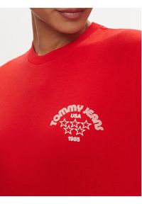 Tommy Jeans T-Shirt Retro DW0DW17831 Czerwony Boxy Fit. Kolor: czerwony. Materiał: bawełna. Styl: retro #5
