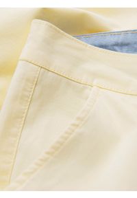 Ombre Clothing - Szorty męskie chinosy z kontrastowym podwinięciem – żółte V7. Okazja: na imprezę, do pracy, na co dzień. Kolor: żółty. Materiał: tkanina, elastan, bawełna. Długość: krótkie. Wzór: kolorowy. Sezon: lato. Styl: wakacyjny, casual #6