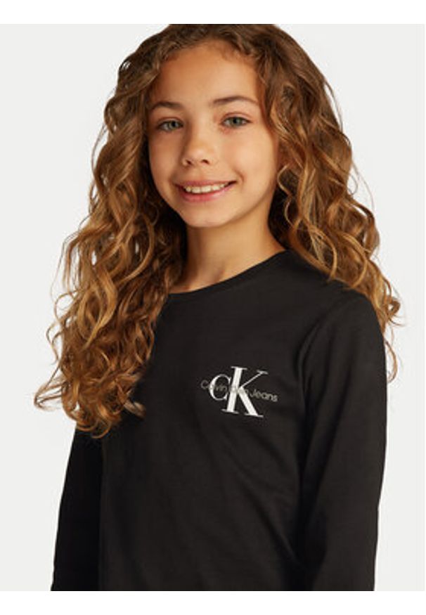 Calvin Klein Jeans Bluzka IU0IU00677 Czarny Regular Fit. Kolor: czarny. Materiał: bawełna