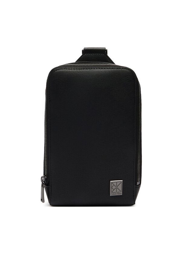 Saszetka Calvin Klein. Kolor: czarny